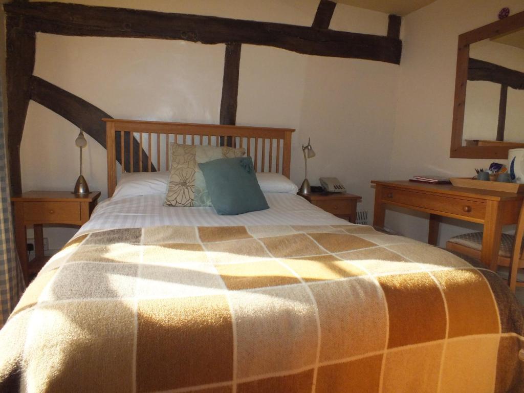 The White Horse Inn Canterbury Room photo