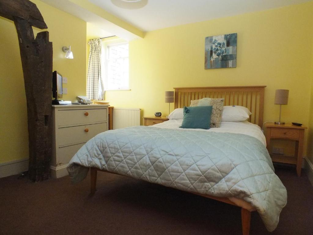 The White Horse Inn Canterbury Room photo