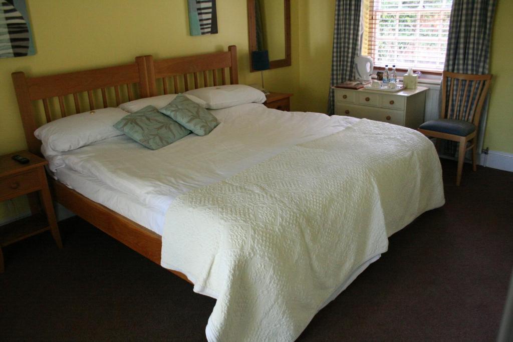 The White Horse Inn Canterbury Room photo