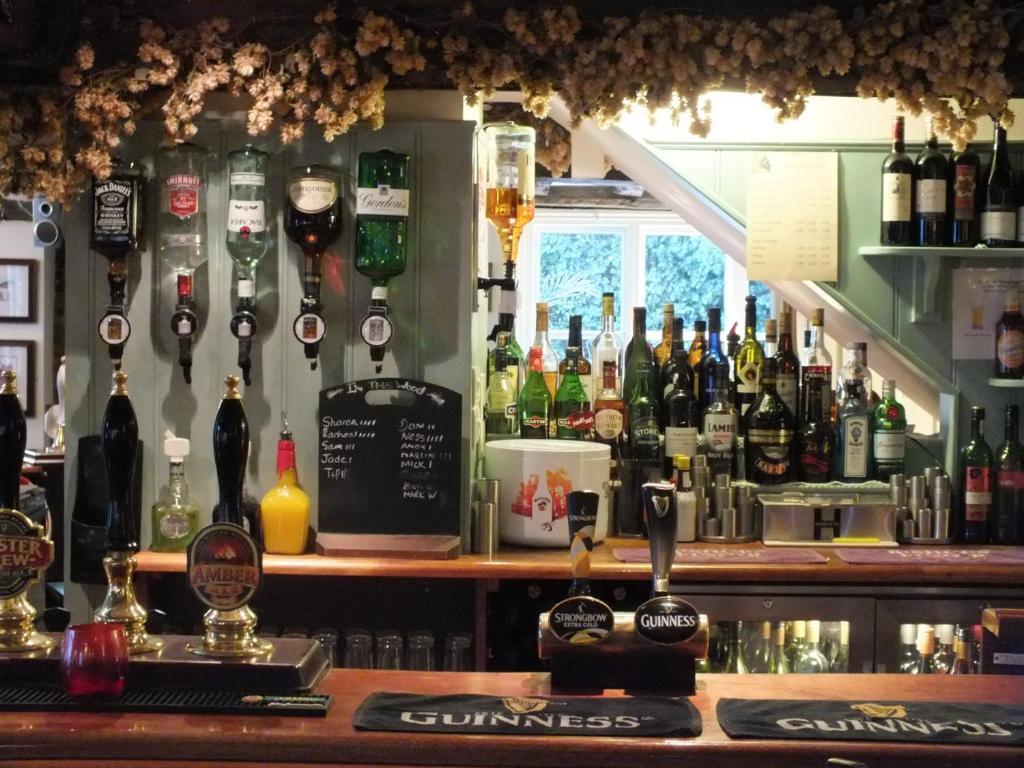 The White Horse Inn Canterbury Exterior photo